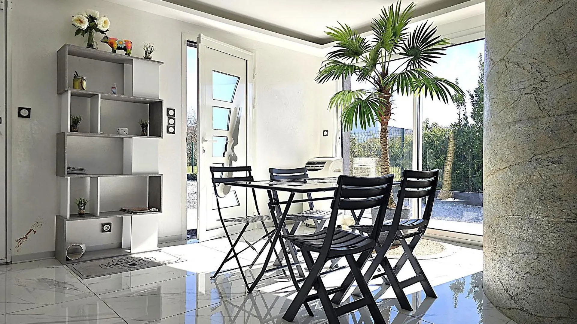 Villa Sapiac: Modern Italian-Inspired Retreat with Private Pool Montauban 0*,  France